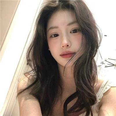 劳拉·马尔斯的眼睛